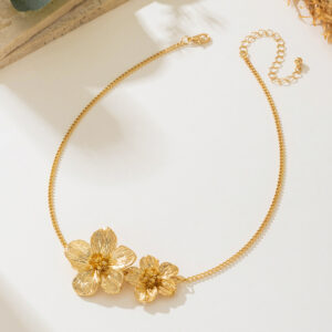Asymmetric Gold Flower Neckalace
