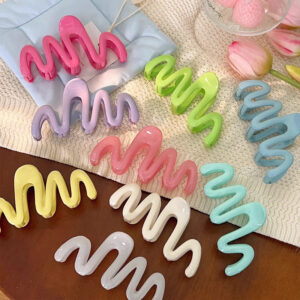 Glossy Wave Hair Claw Clips